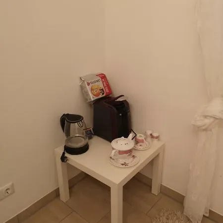 Souterrain With Wc And Shower